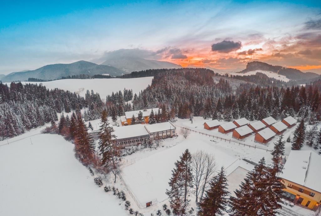 Holiday Park Orava Apartments 돌니 쿠빈 외부 사진