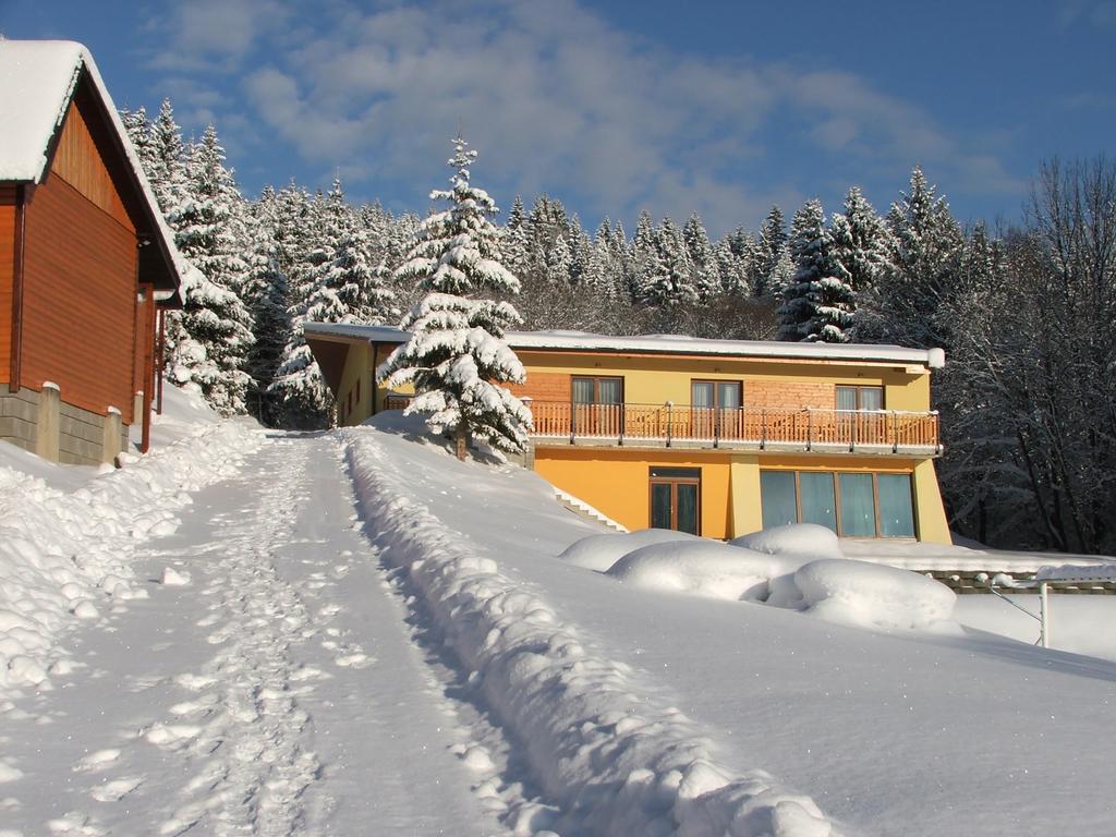Holiday Park Orava Apartments 돌니 쿠빈 외부 사진